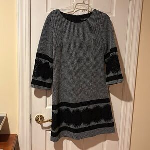 KARL LAGERFELD PARIS dress with long sleeves. Size 10